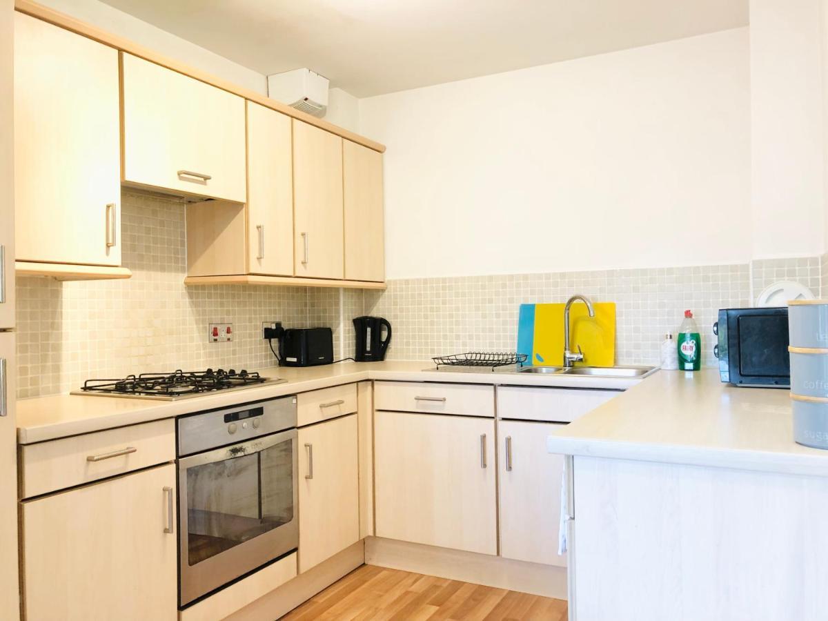 Modern Spacious Retreat Full Fibre Wi-Fi & Free Parking Edinburgh Exterior photo