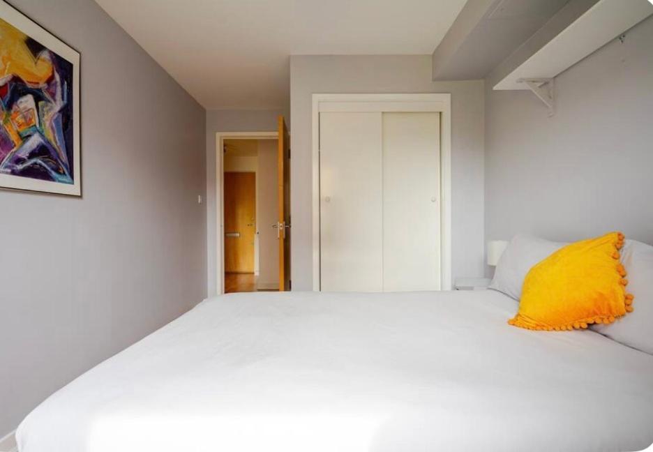 Modern Spacious Retreat Full Fibre Wi-Fi & Free Parking Edinburgh Exterior photo