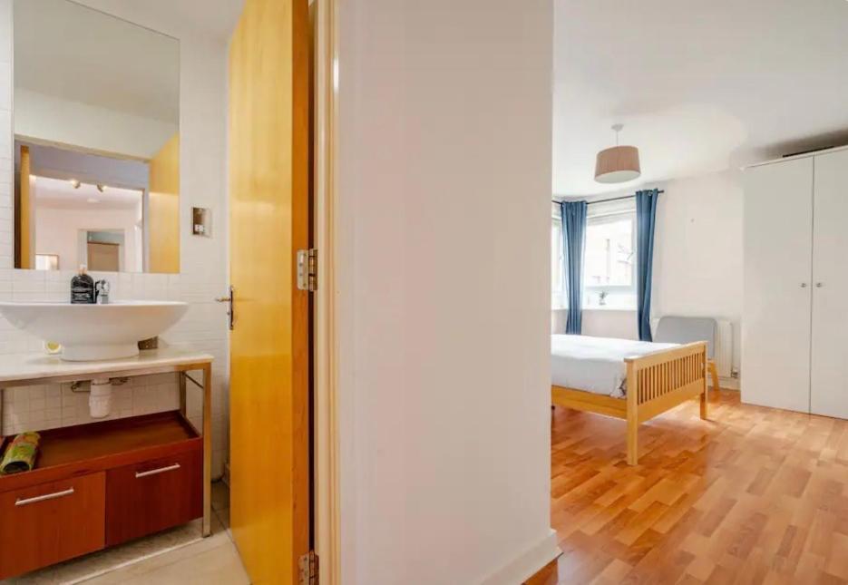 Modern Spacious Retreat Full Fibre Wi-Fi & Free Parking Edinburgh Exterior photo